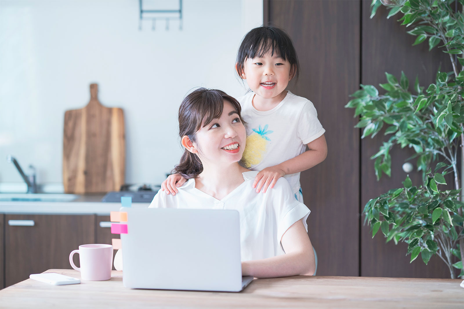 在宅CADオペレーターの年収は？　子育てと両立しながら稼ぐには？